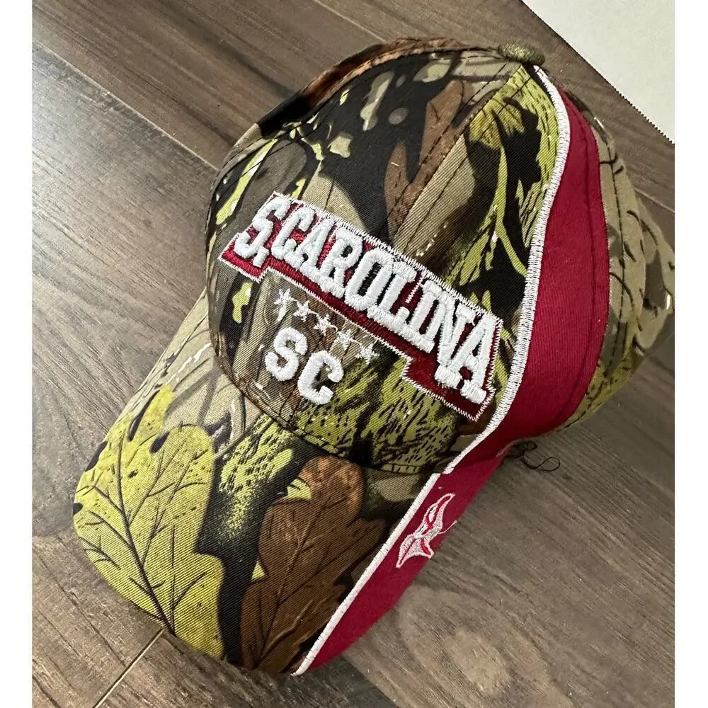 NWOT S. Carolina One Size NCAA Football Mossy Curved Bill Cap Green Camo